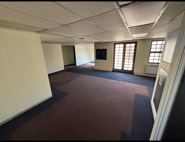 673M² OFFICE TO LET IN EASTGATE